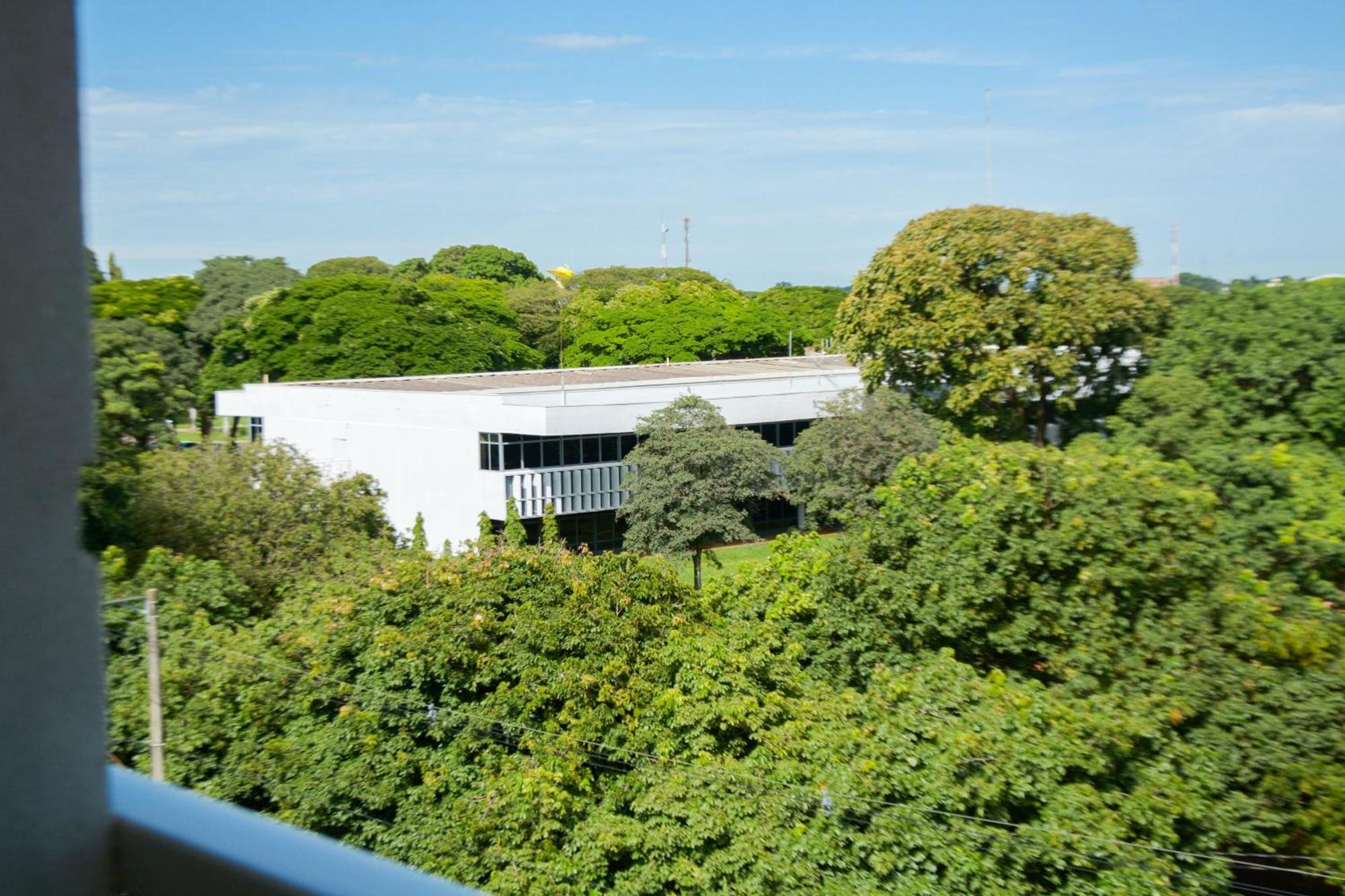 Bombonato Hotel - Facil Acesso Ao Aeroporto E Parque De Exposicoes Abcz Uberaba Εξωτερικό φωτογραφία