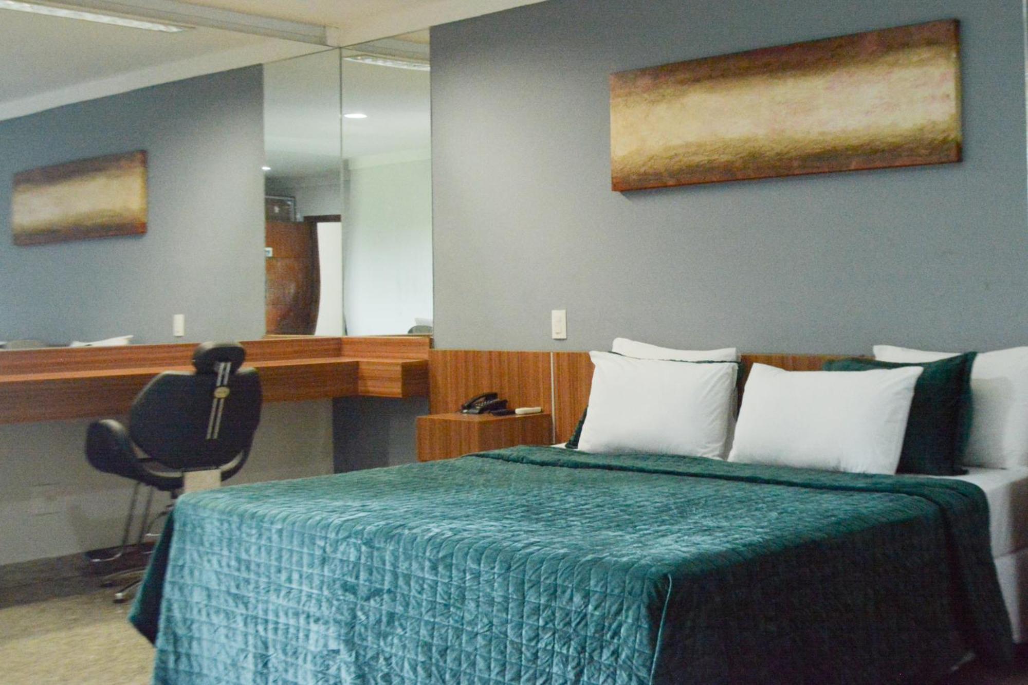 Bombonato Hotel - Facil Acesso Ao Aeroporto E Parque De Exposicoes Abcz Uberaba Εξωτερικό φωτογραφία
