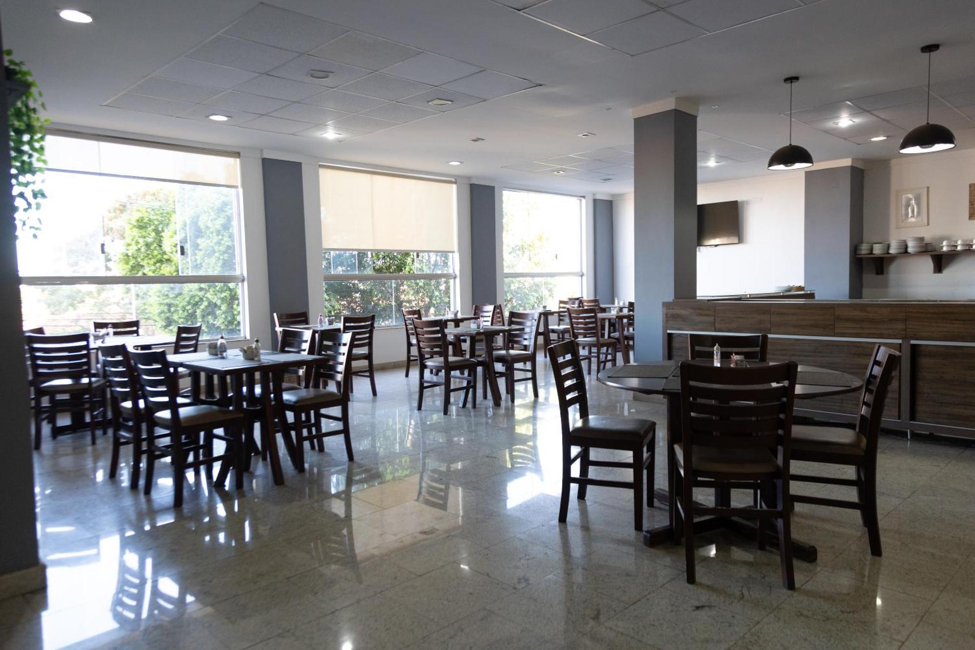 Bombonato Hotel - Facil Acesso Ao Aeroporto E Parque De Exposicoes Abcz Uberaba Εξωτερικό φωτογραφία