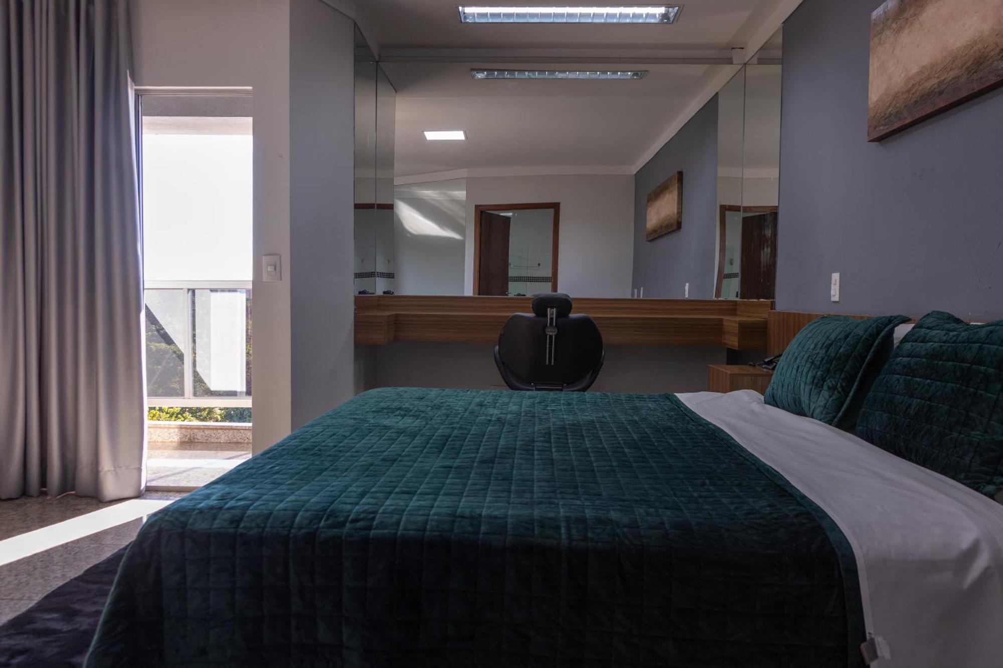 Bombonato Hotel - Facil Acesso Ao Aeroporto E Parque De Exposicoes Abcz Uberaba Εξωτερικό φωτογραφία