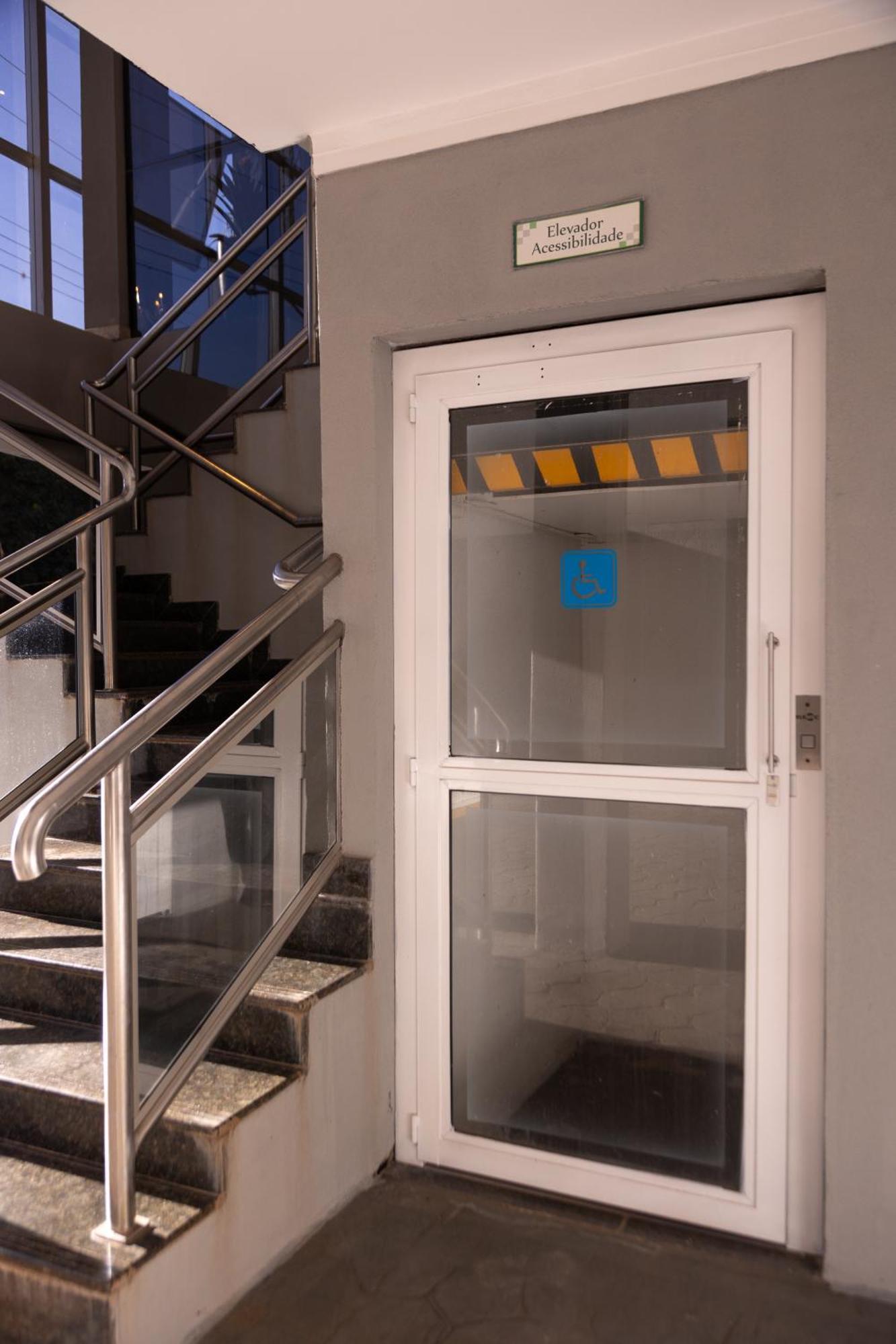 Bombonato Hotel - Facil Acesso Ao Aeroporto E Parque De Exposicoes Abcz Uberaba Εξωτερικό φωτογραφία