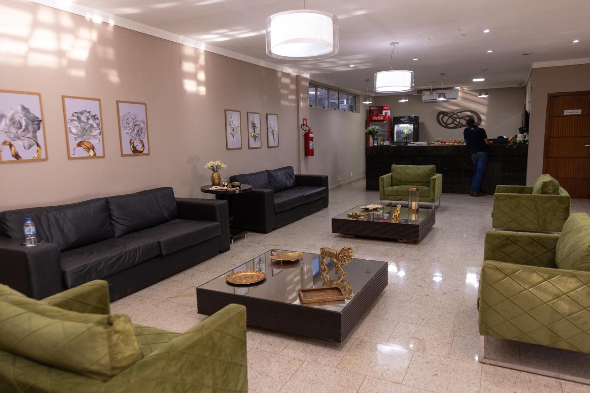 Bombonato Hotel - Facil Acesso Ao Aeroporto E Parque De Exposicoes Abcz Uberaba Εξωτερικό φωτογραφία