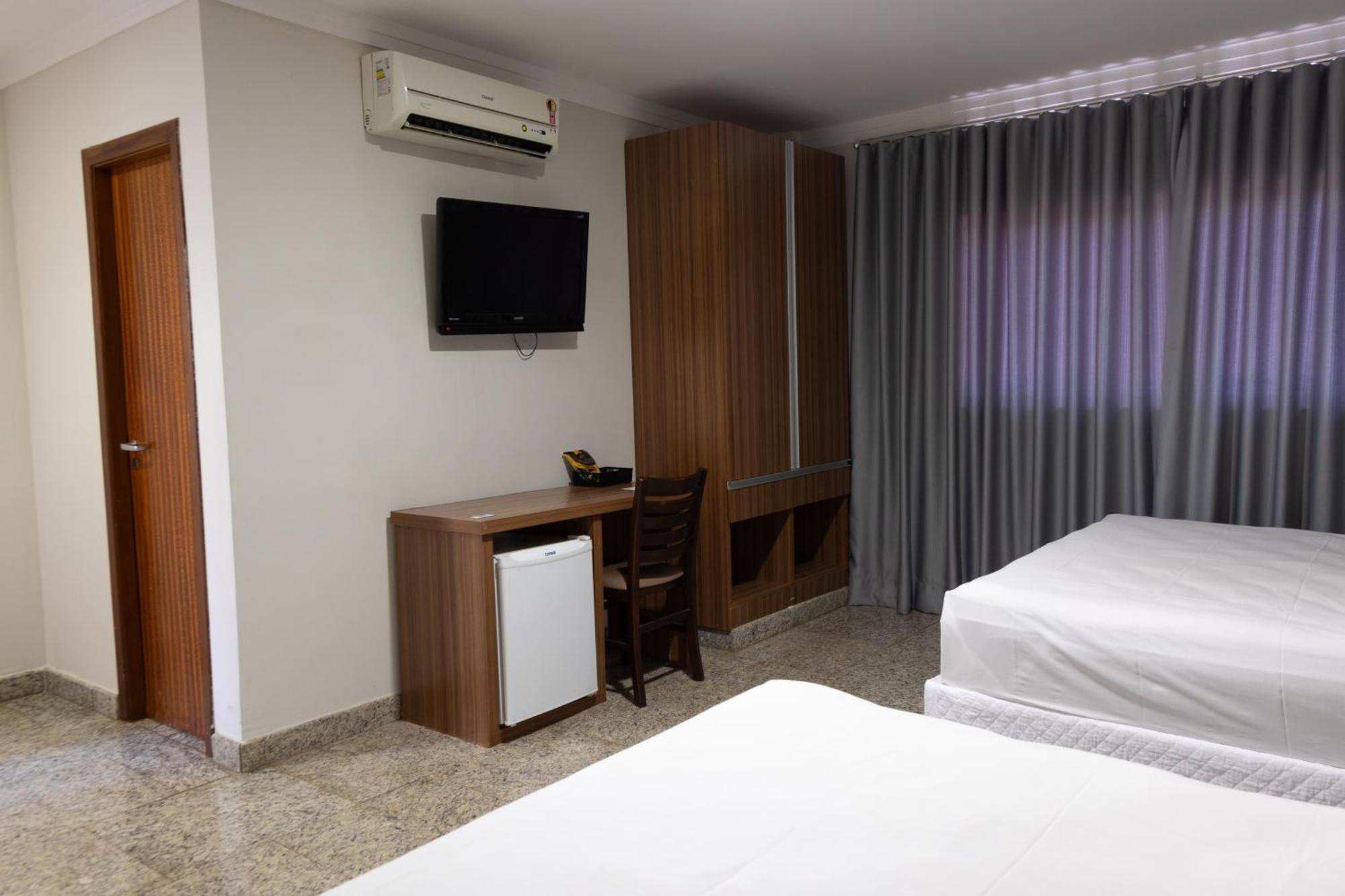 Bombonato Hotel - Facil Acesso Ao Aeroporto E Parque De Exposicoes Abcz Uberaba Εξωτερικό φωτογραφία